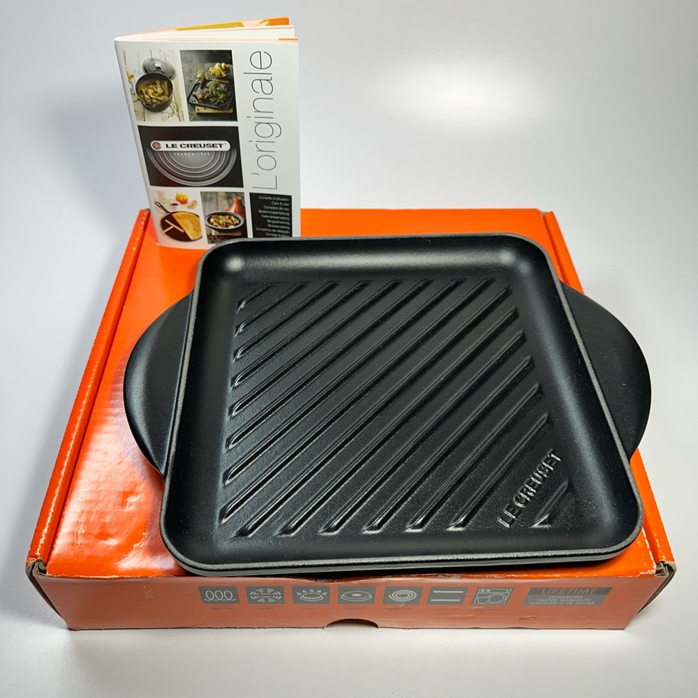 Le Creuset Matte Black Grill Pan